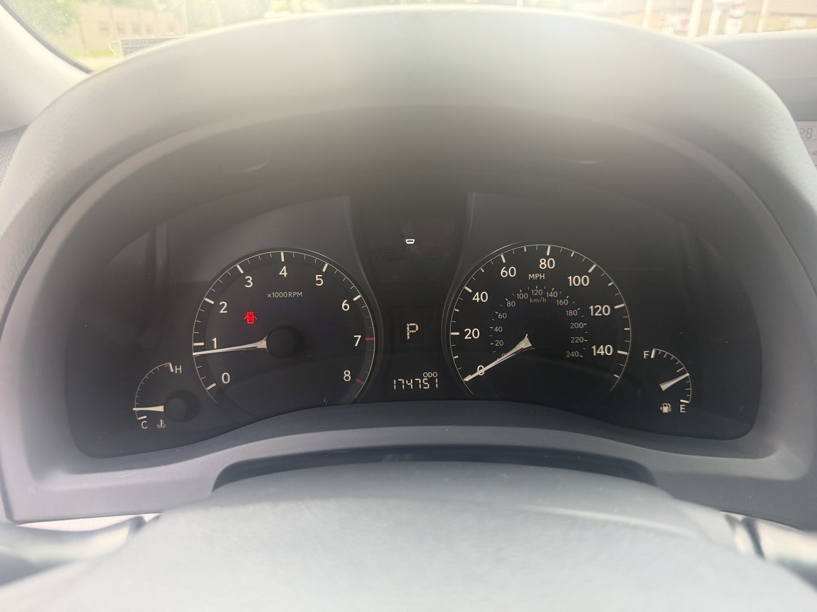 Vehicle photo 17