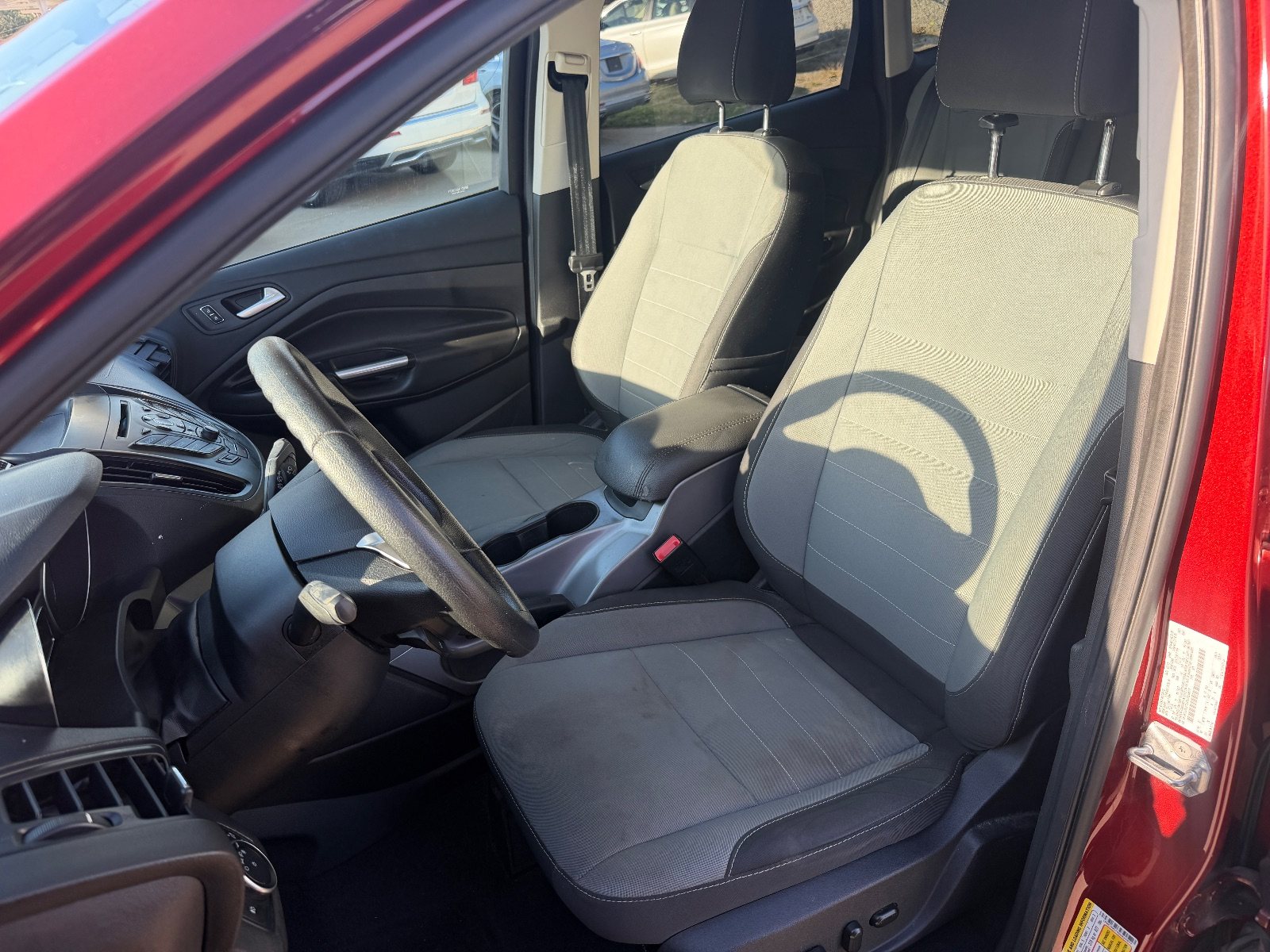 Vehicle photo 7