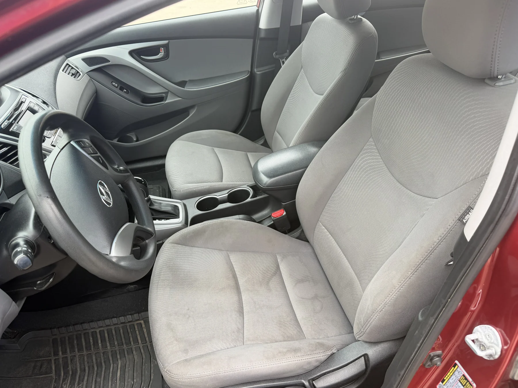 Vehicle photo 15