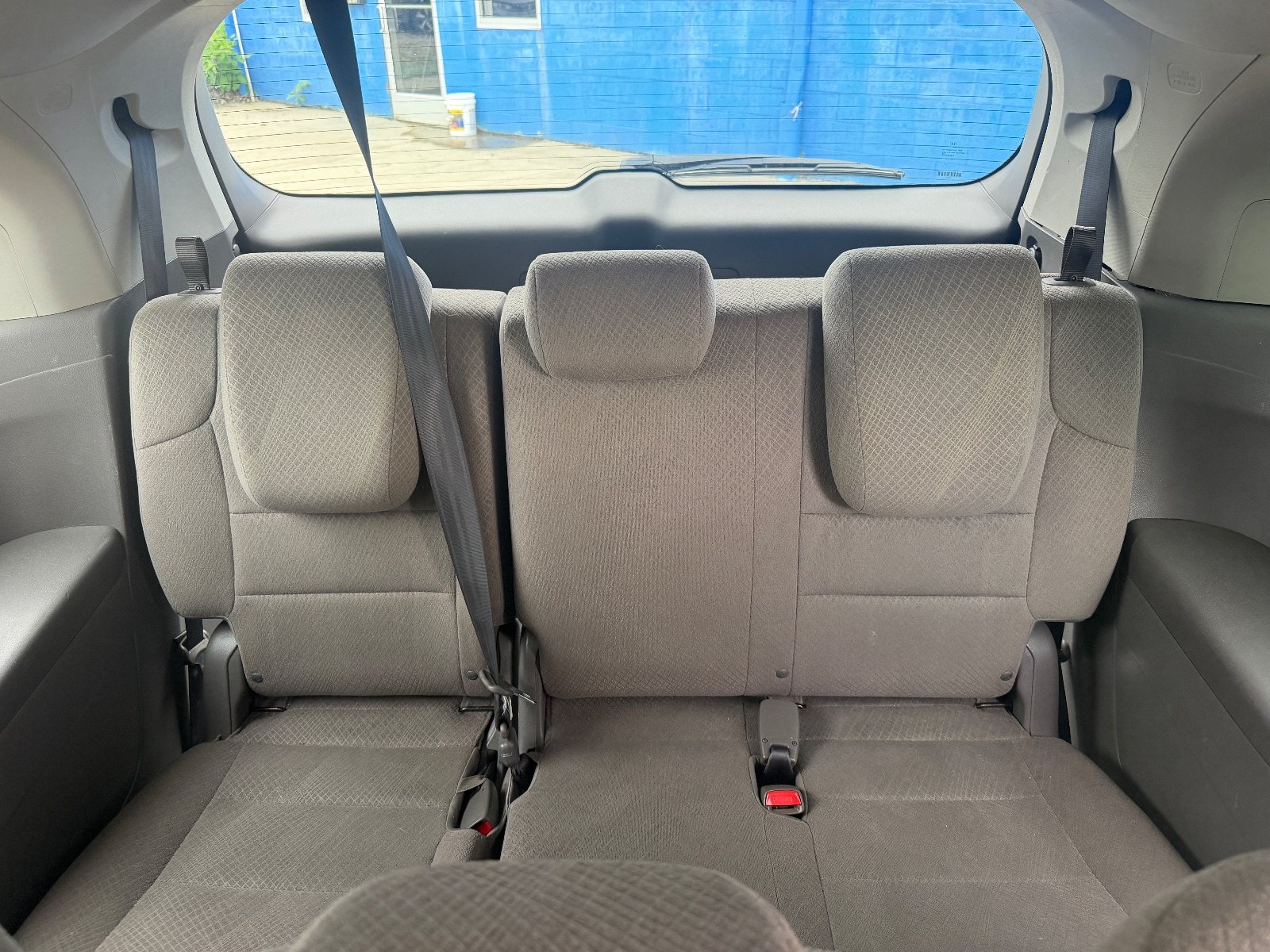 Vehicle photo 11