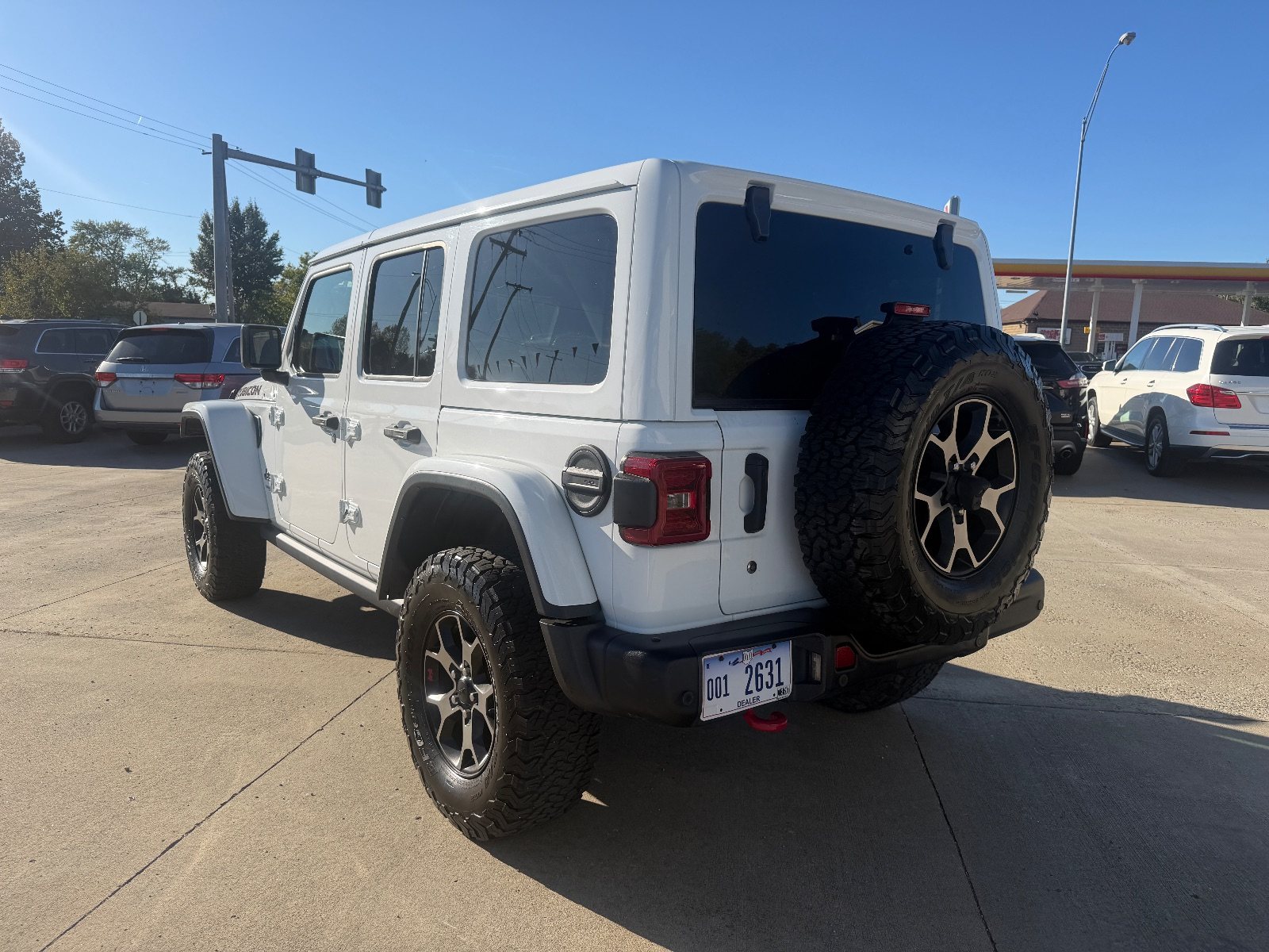 Vehicle photo 4