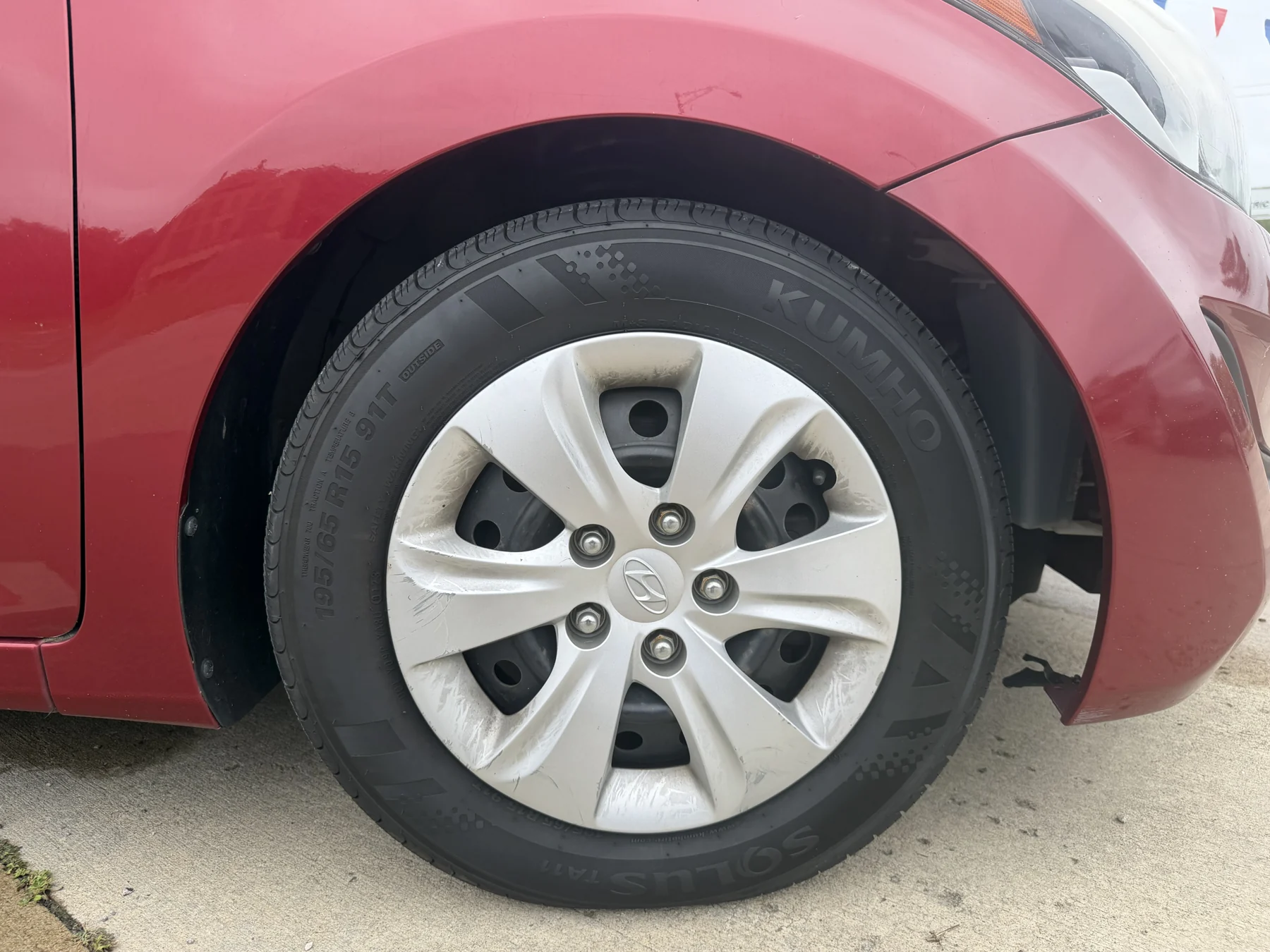Vehicle photo 12