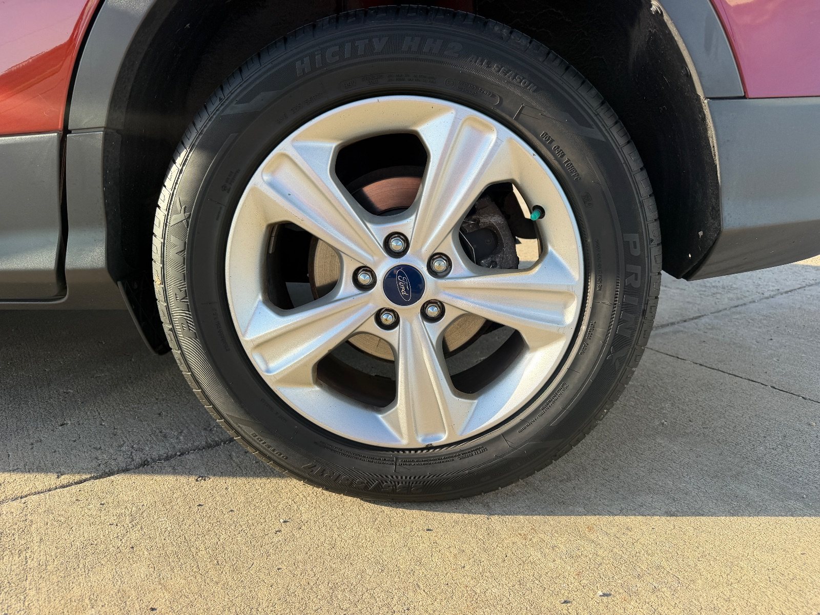 Vehicle photo 15