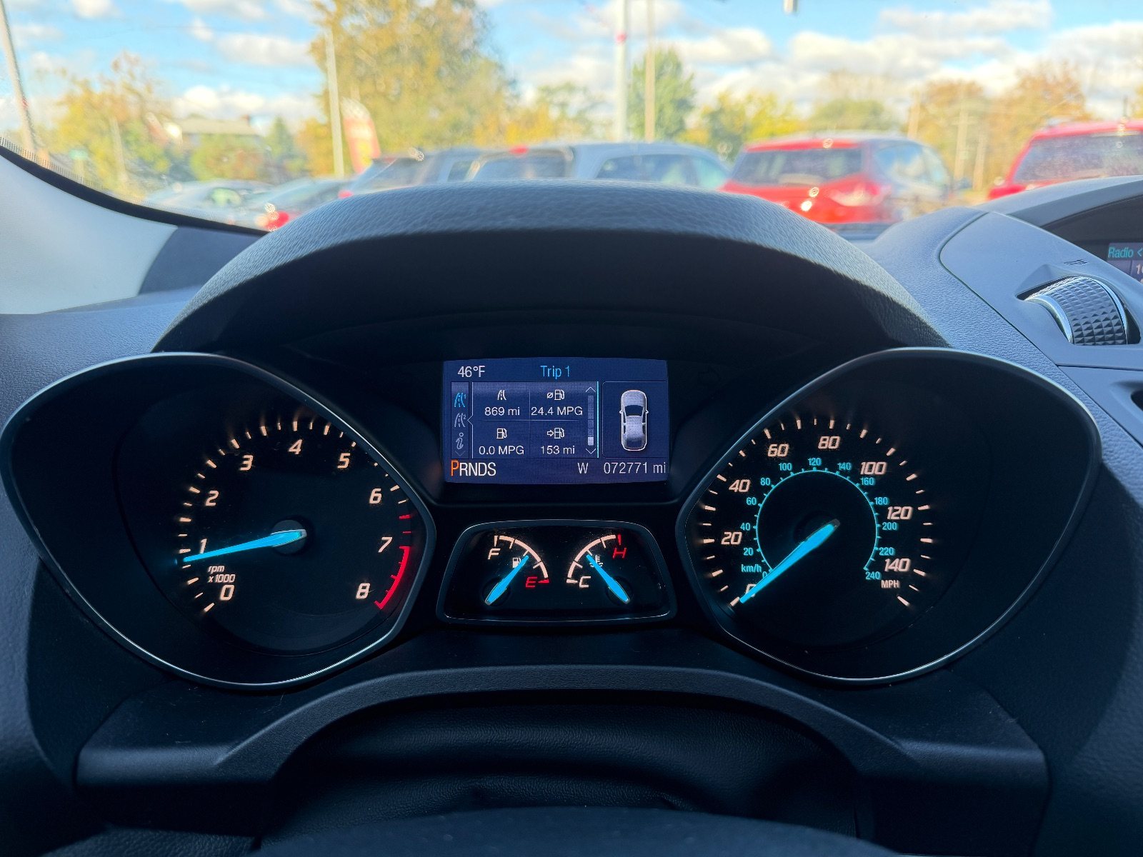 Vehicle photo 9