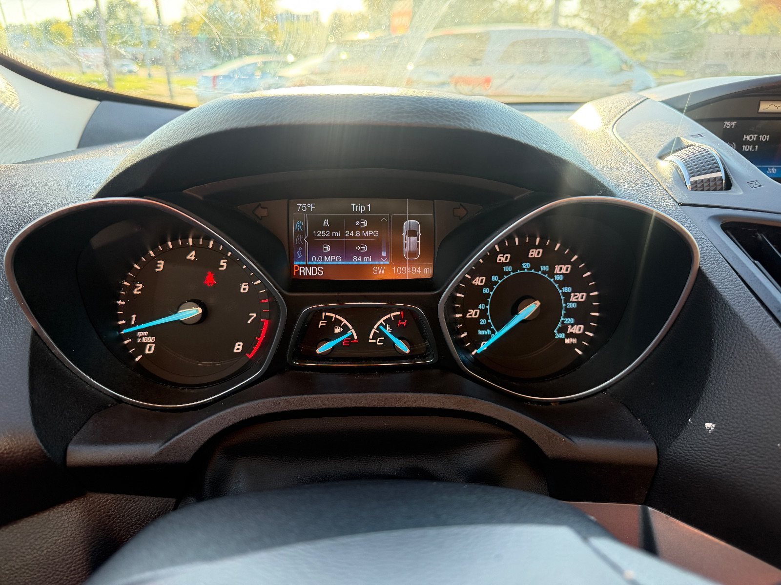 Vehicle photo 9