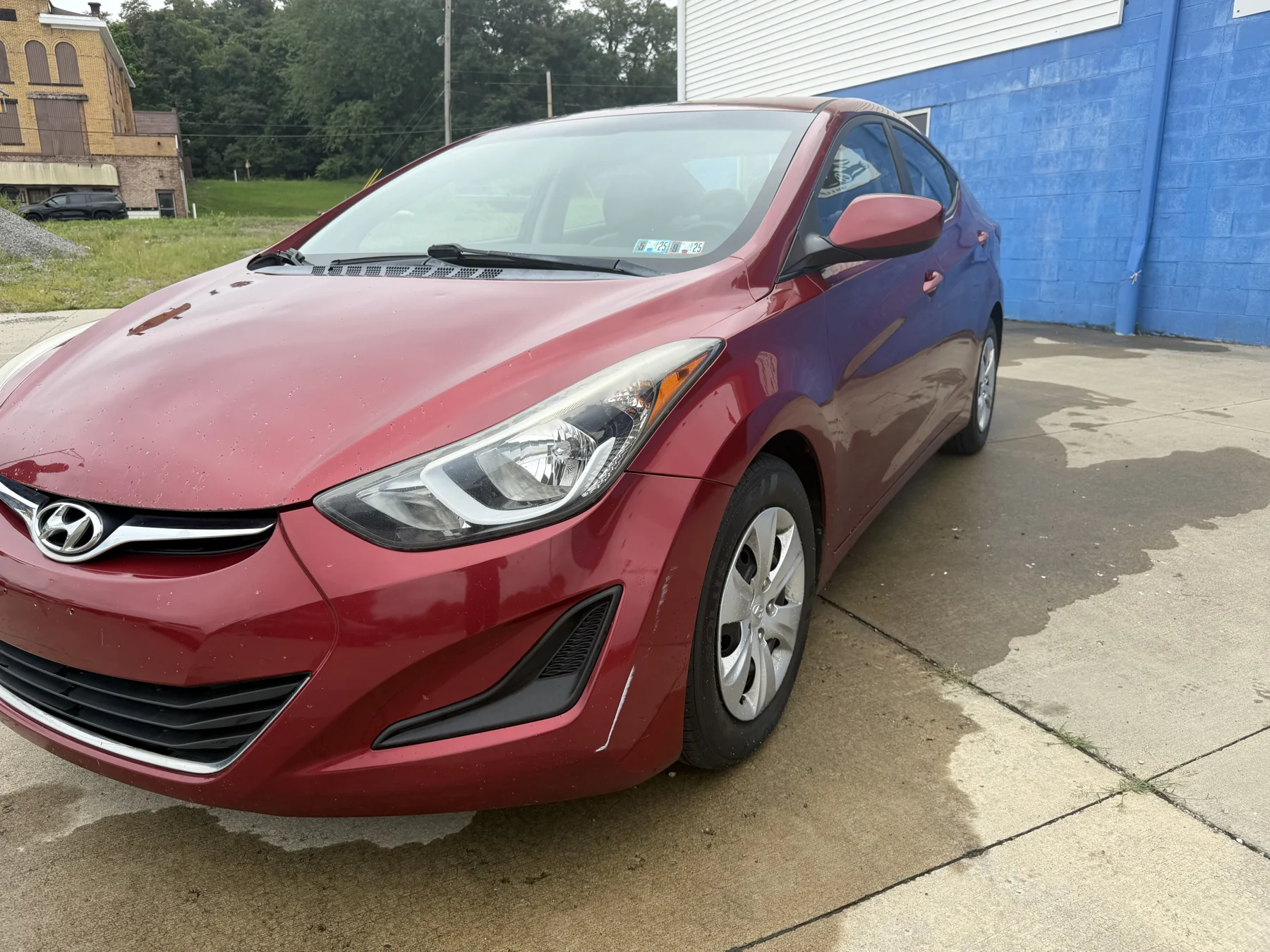 Vehicle photo 2