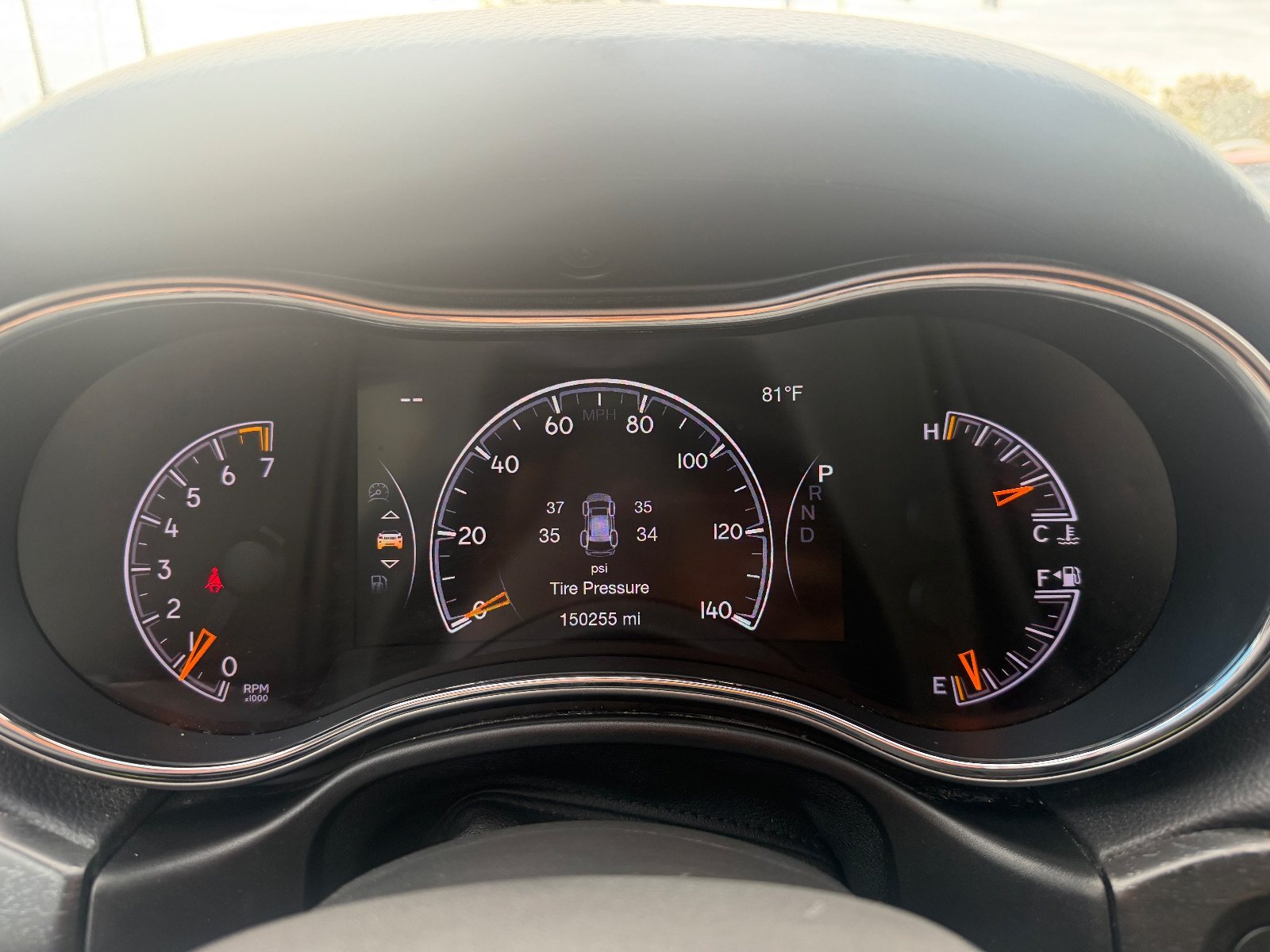 Vehicle photo 9