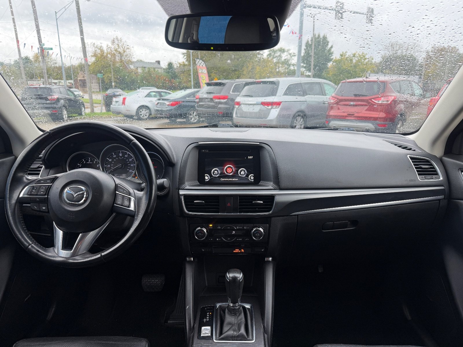 Vehicle photo 8