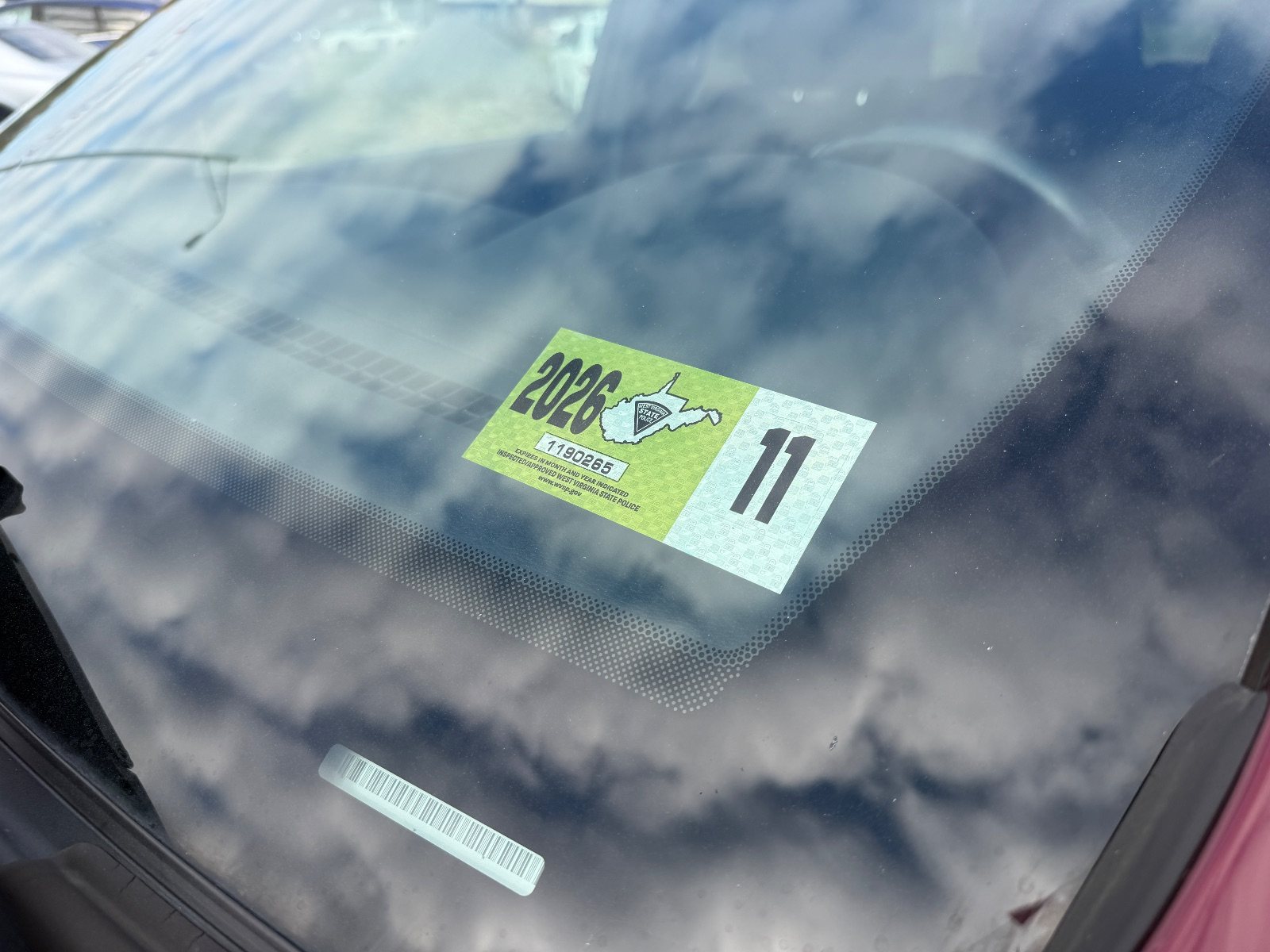 Vehicle photo 15