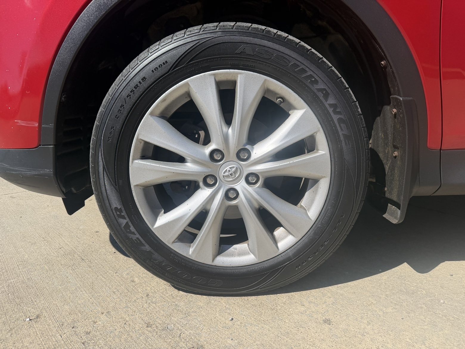 Vehicle photo 16