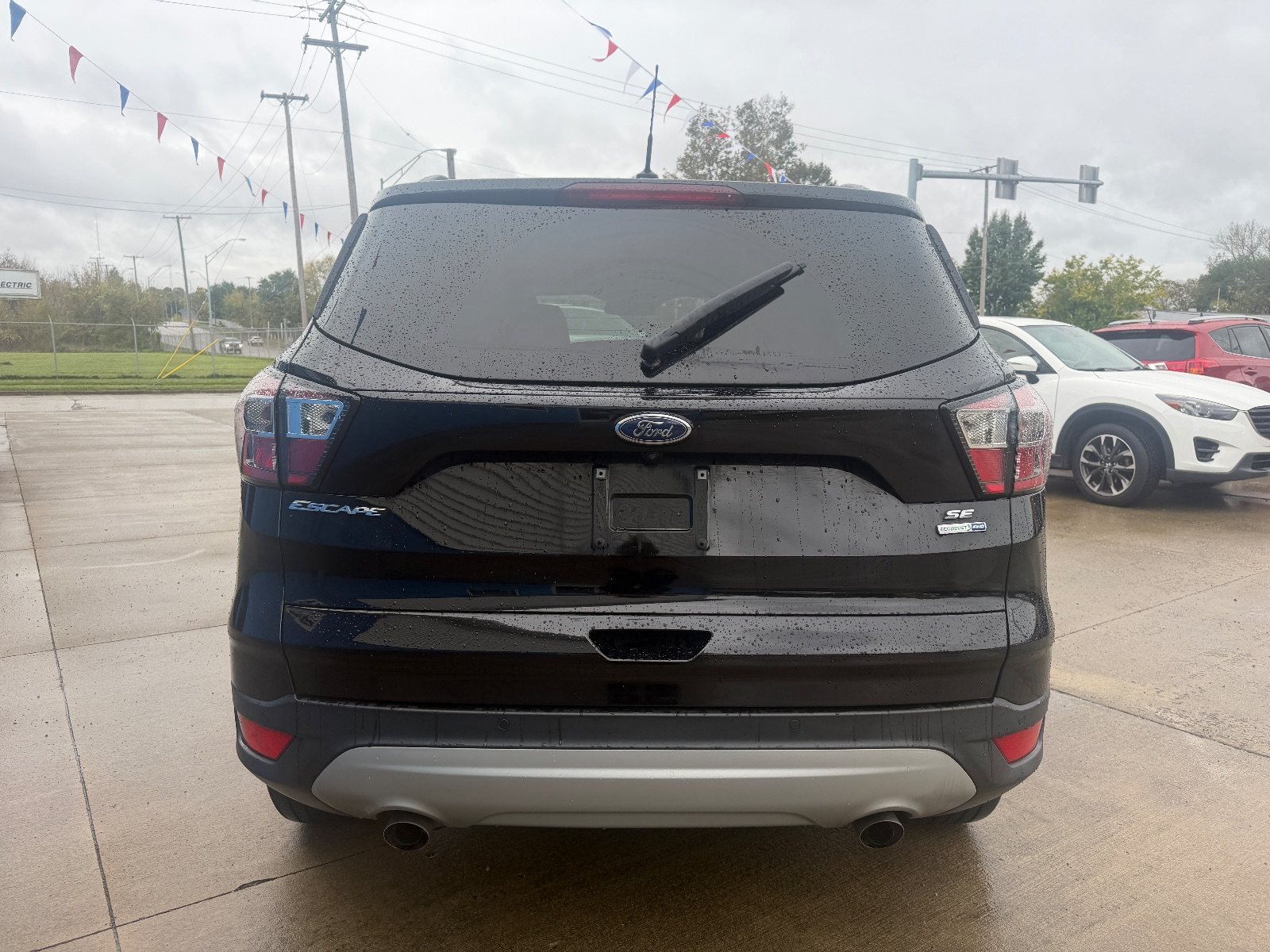 Vehicle photo 5