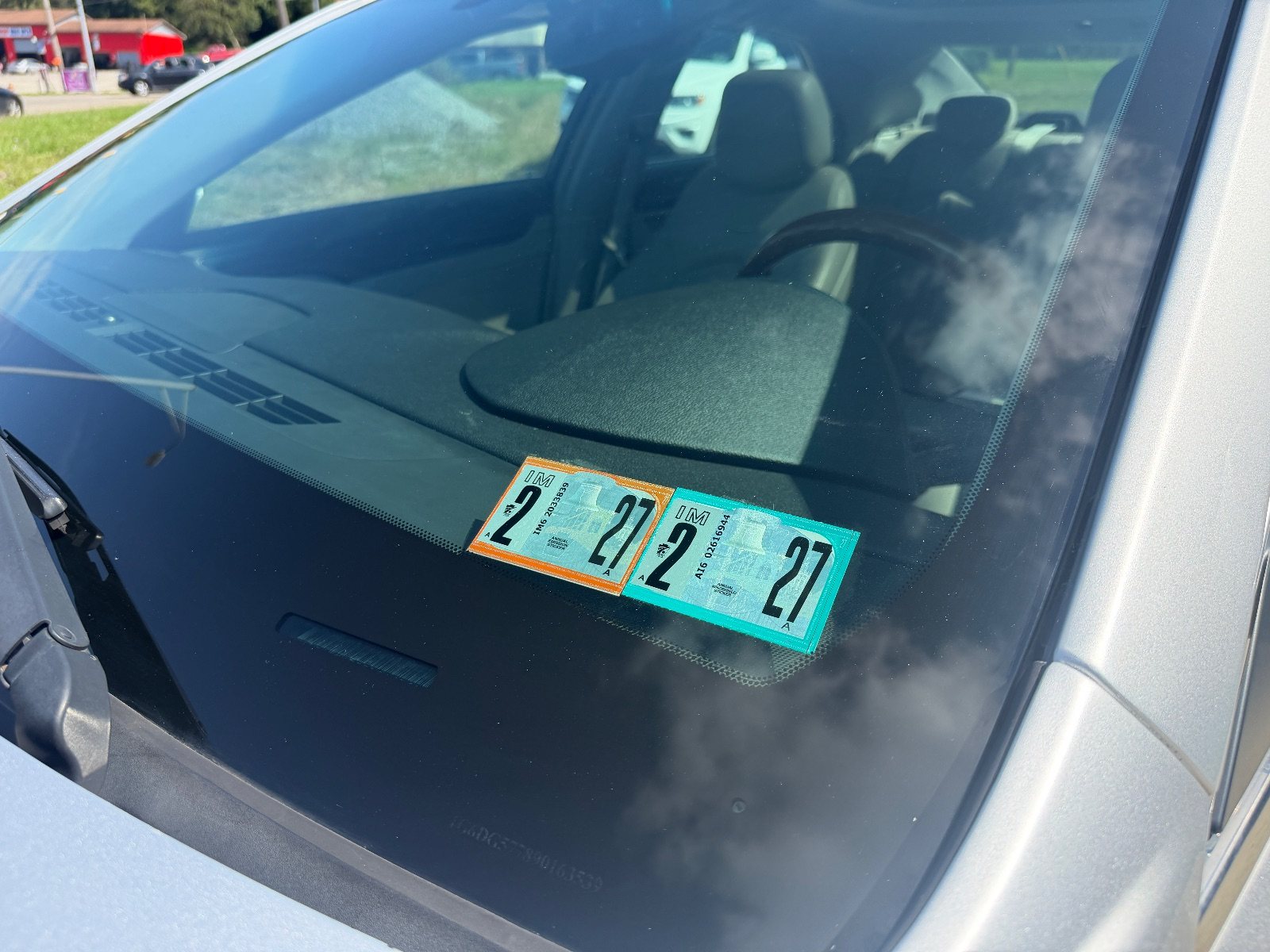 Vehicle photo 18