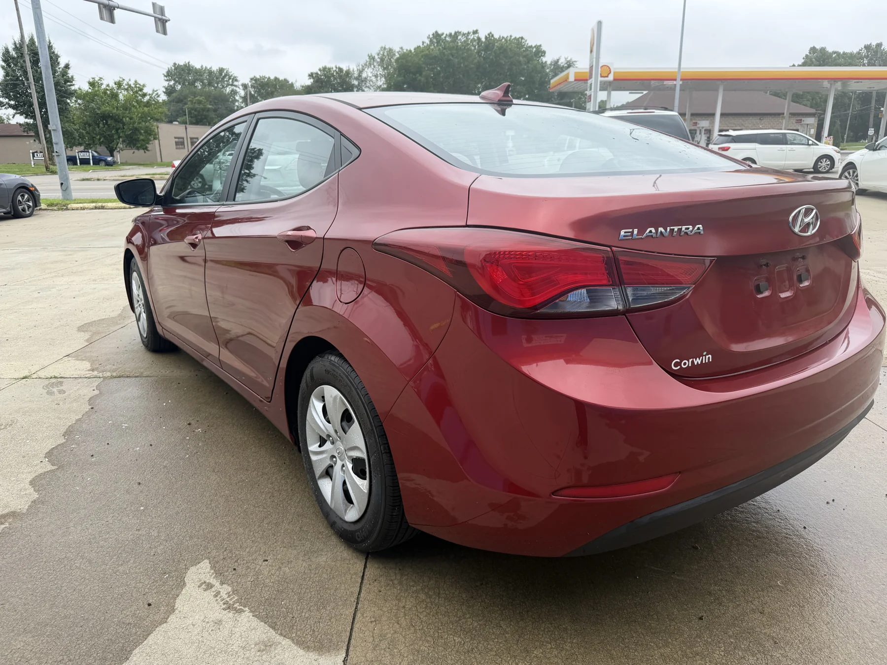 Vehicle photo 6