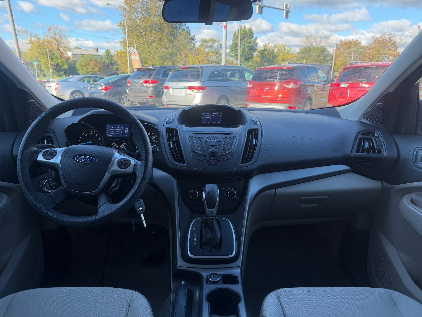 Vehicle photo 8