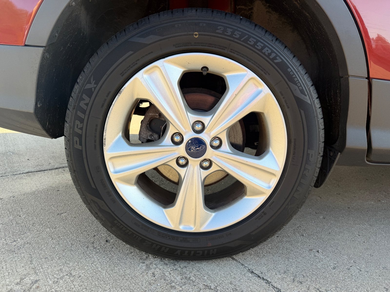 Vehicle photo 14