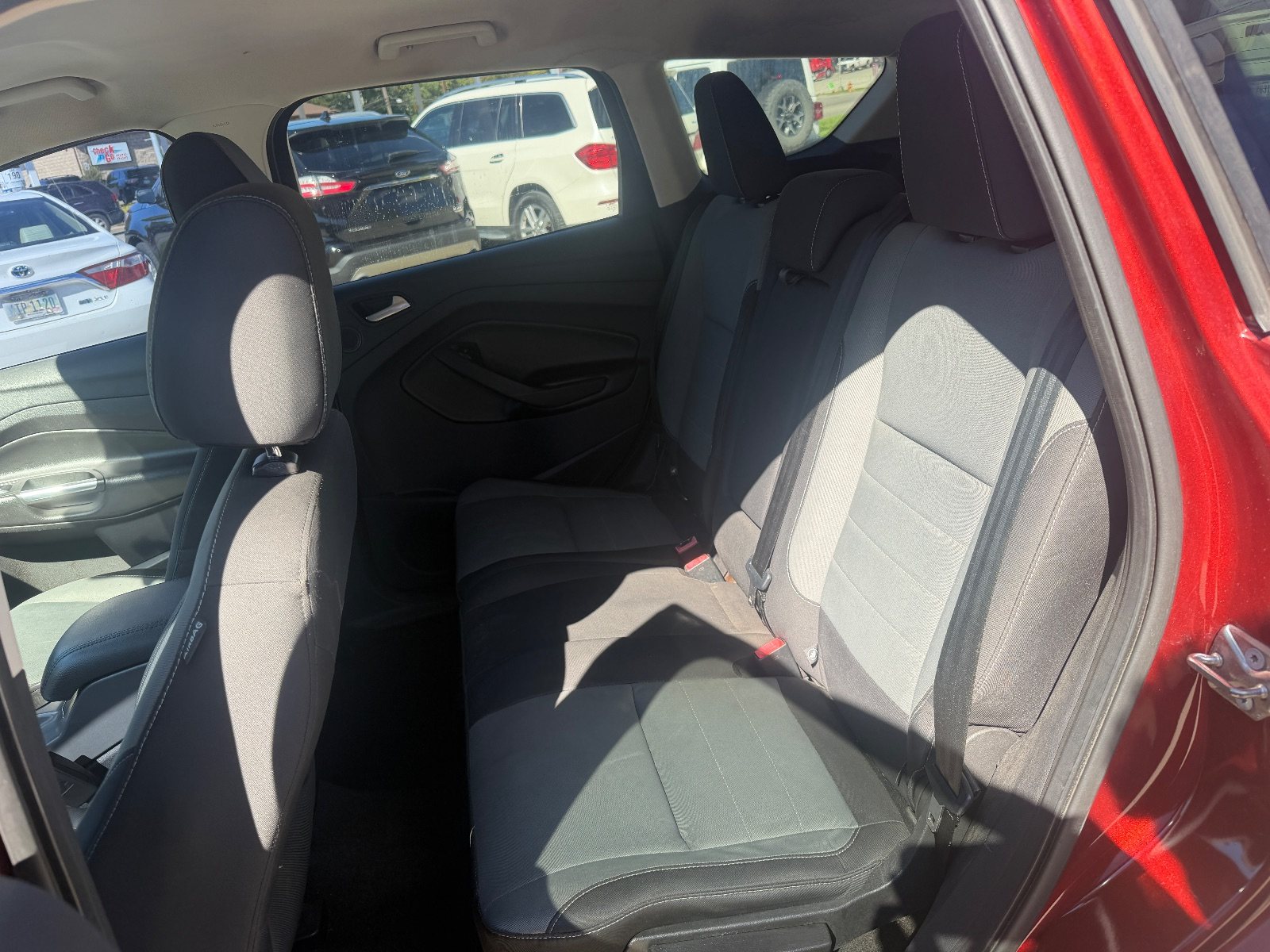 Vehicle photo 10