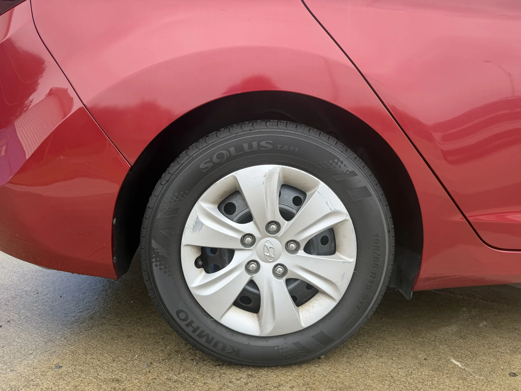 Vehicle photo 11