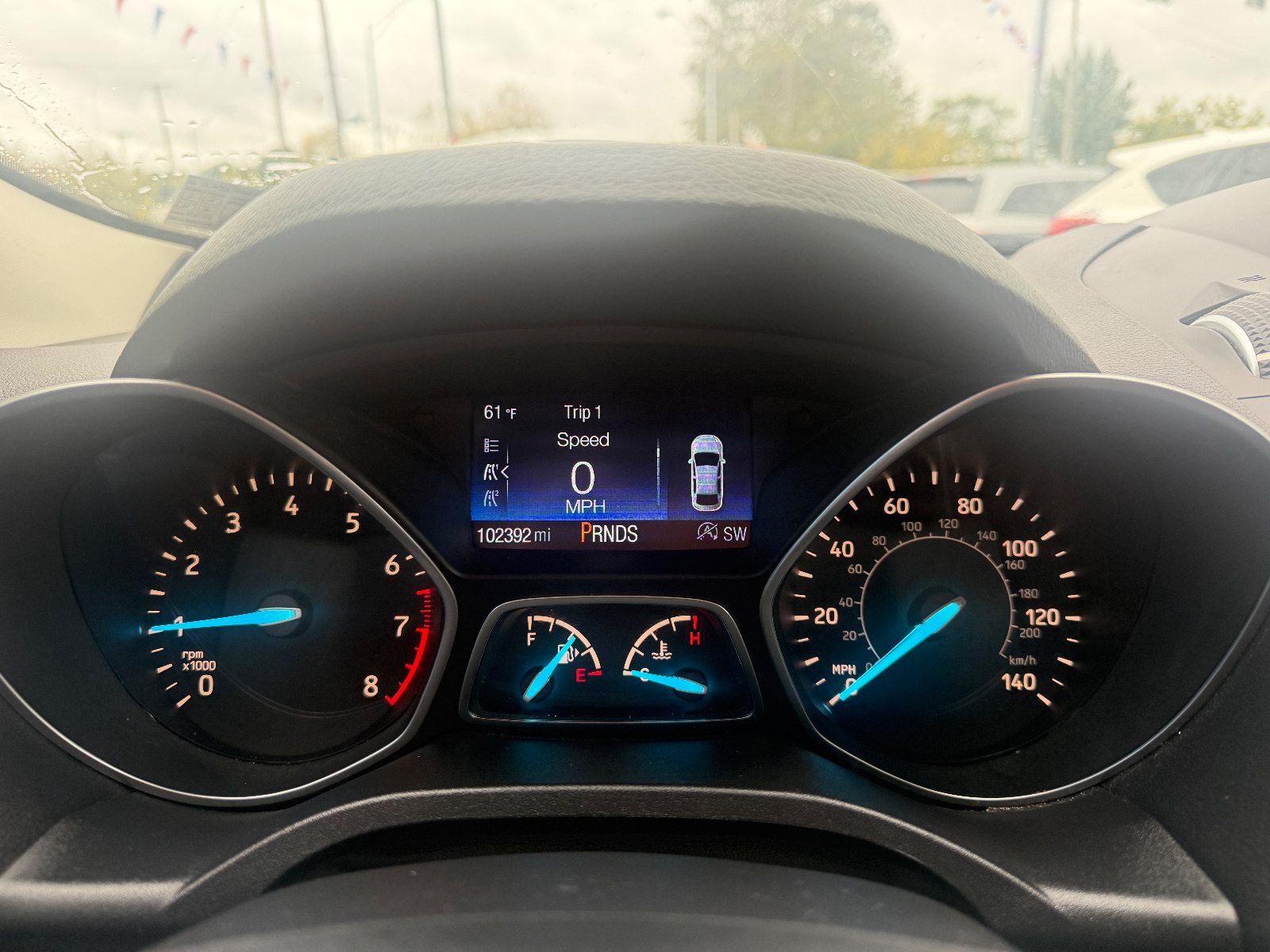 Vehicle photo 9
