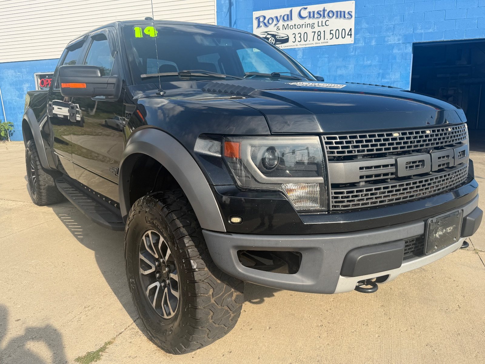 Vehicle photo 2