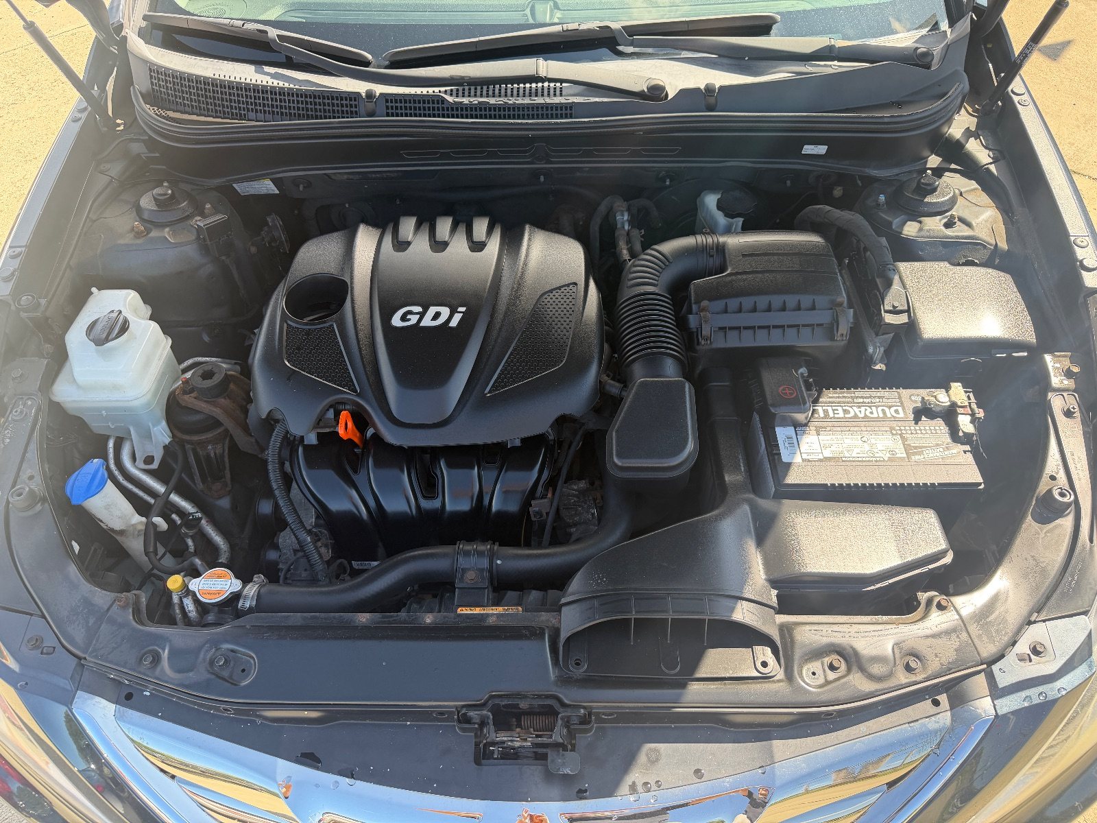 Vehicle photo 15