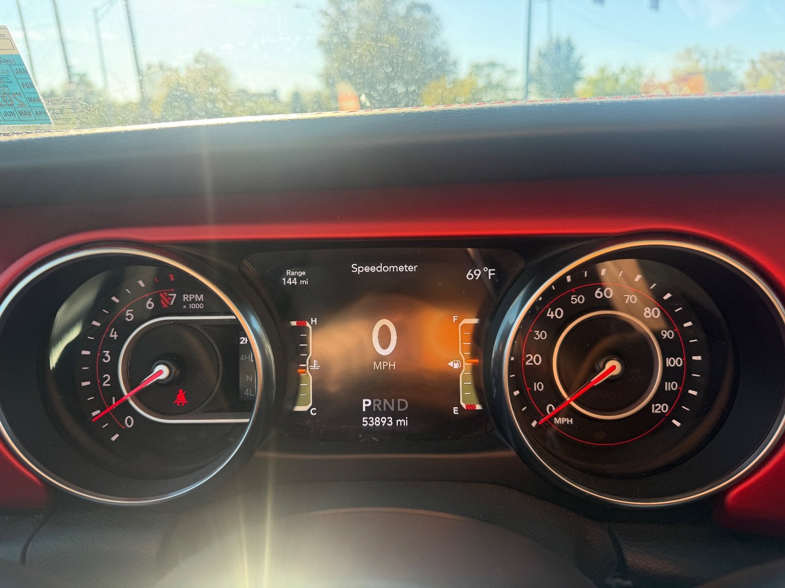 Vehicle photo 11