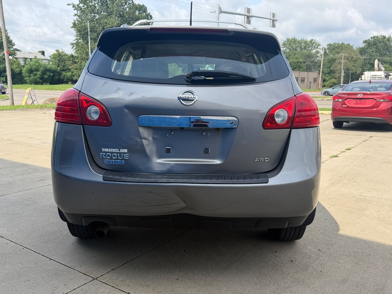 Vehicle photo 6